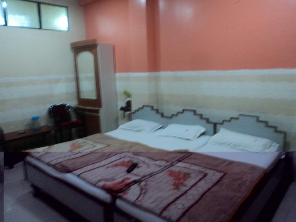 Hotel Jyoti Варанаси Номер фото